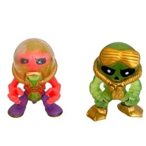 Treasure X Figures Lot Of 2 Alien Monsters No Accessories Miniatures